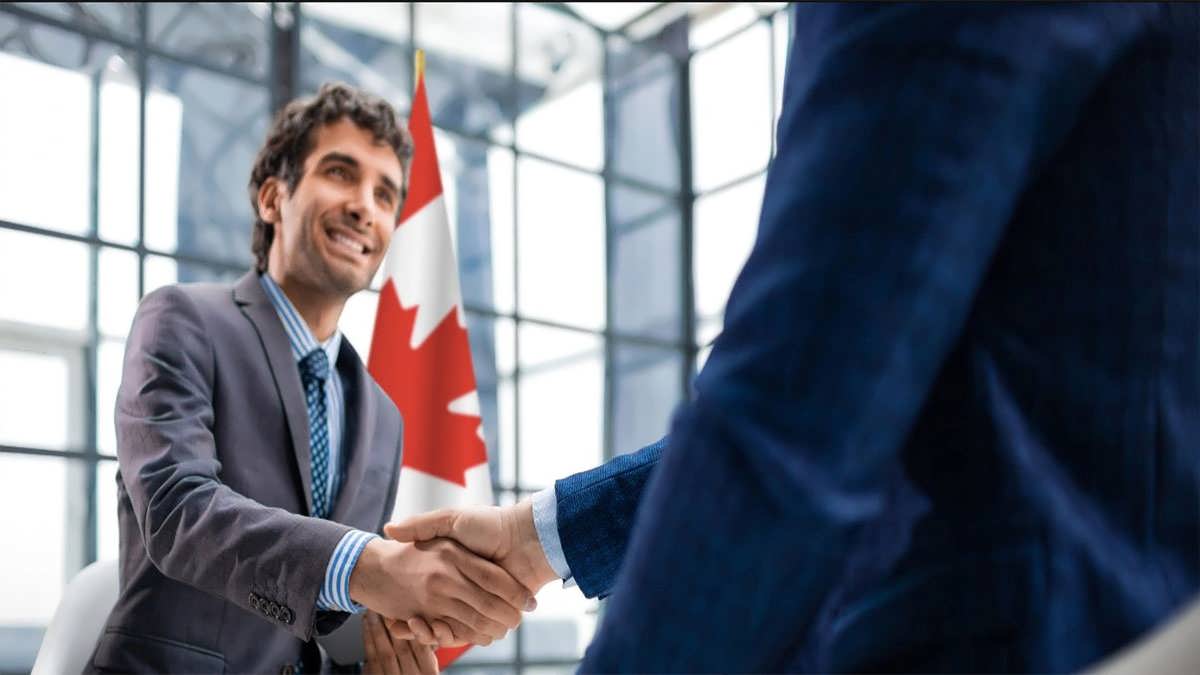 پس زمینه موفقیت شغلی