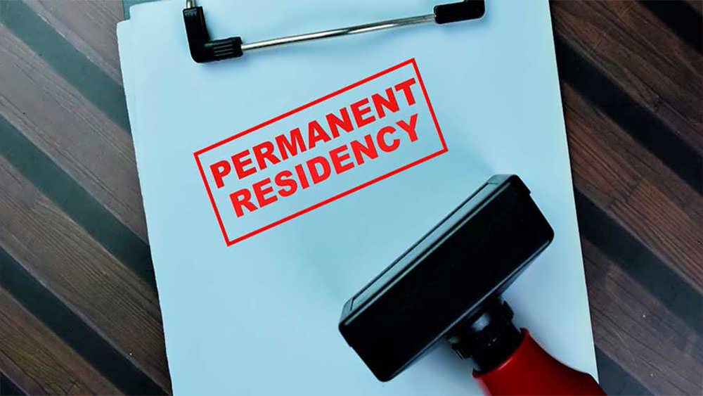 اقامت دائم کانادا