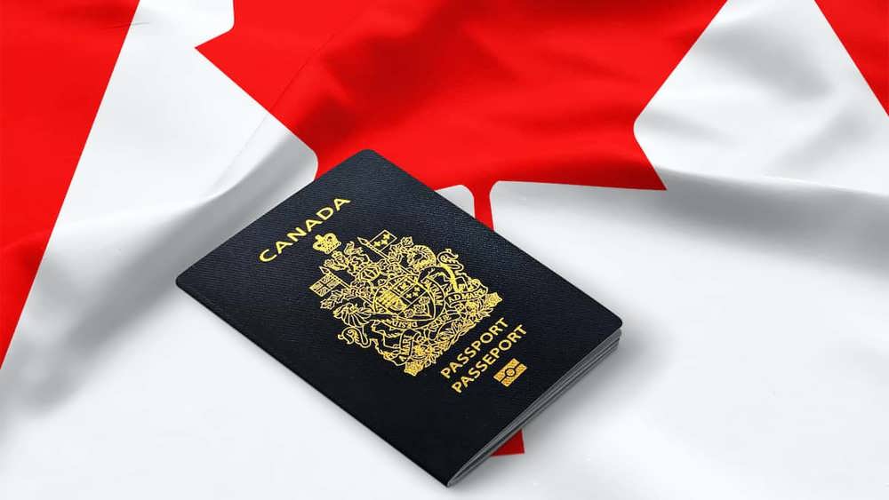 پاسپورت کانادا